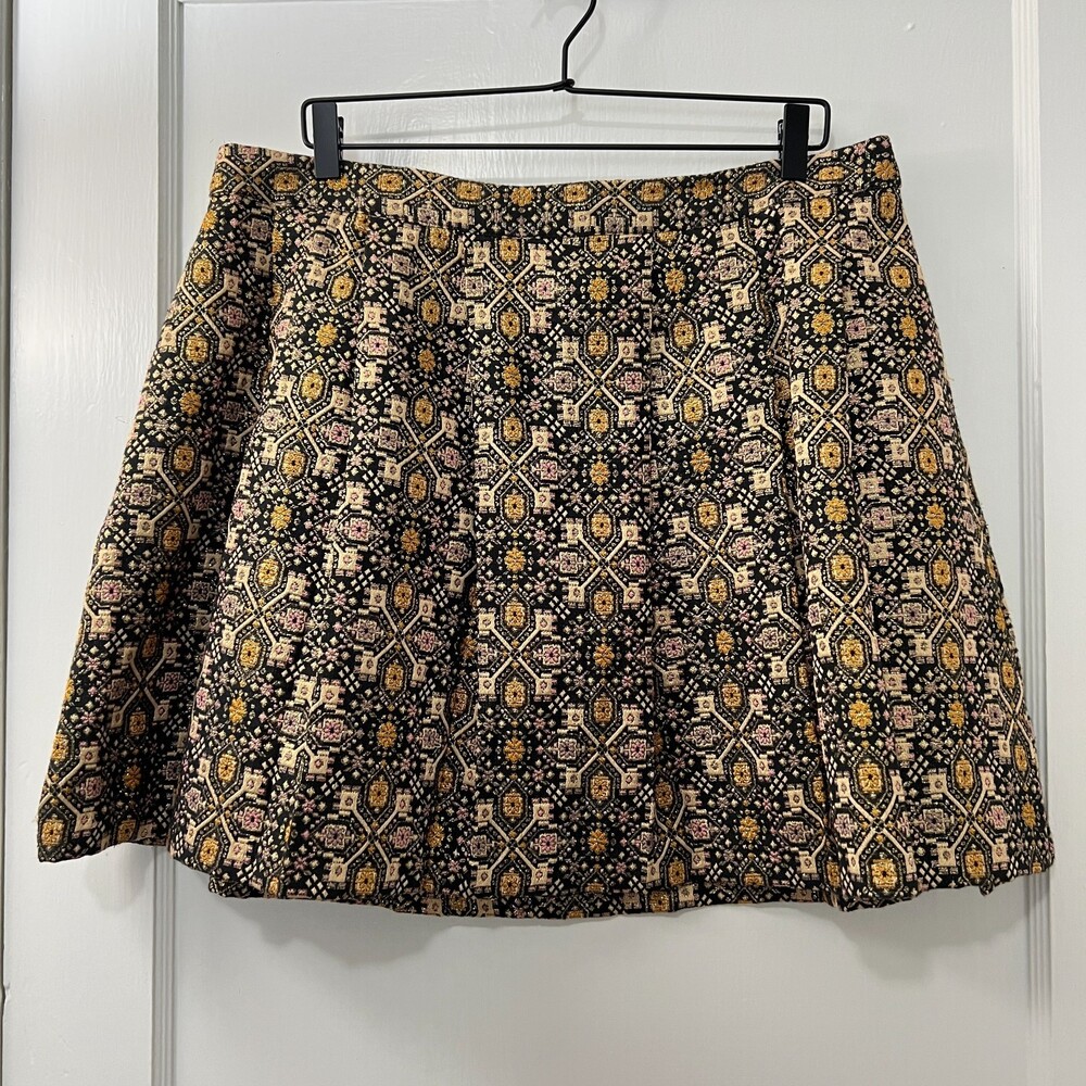 Forever 21 Geometric Mini Skirt - Black and Yellow